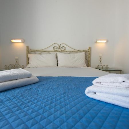 V-Rooms In Milos Cyclades Pollonia Bagian luar foto