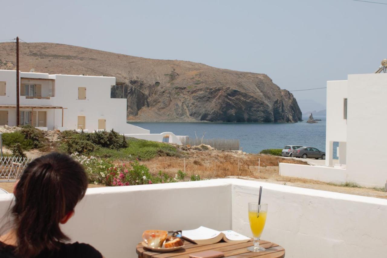 V-Rooms In Milos Cyclades Pollonia Bagian luar foto