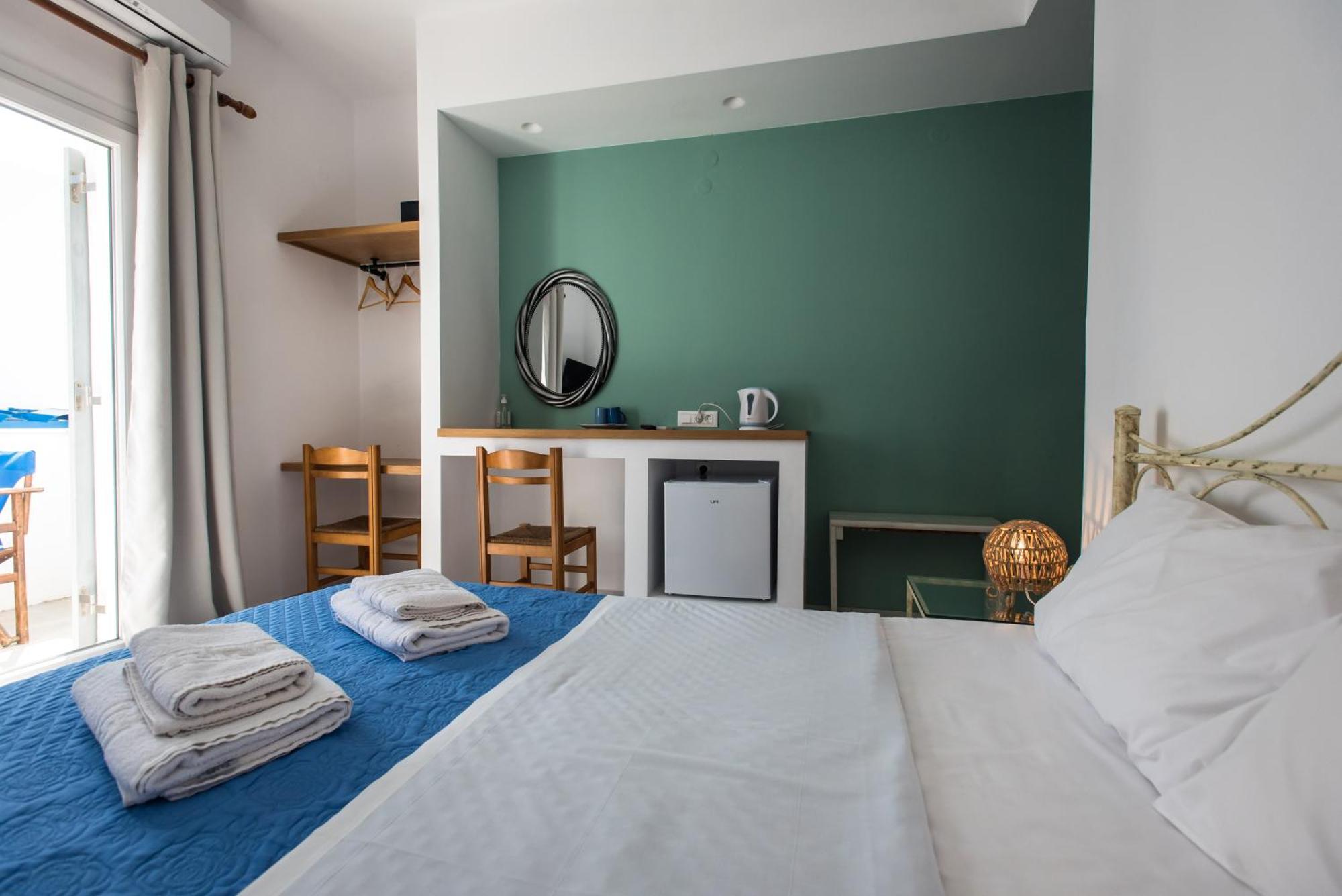 V-Rooms In Milos Cyclades Pollonia Bagian luar foto